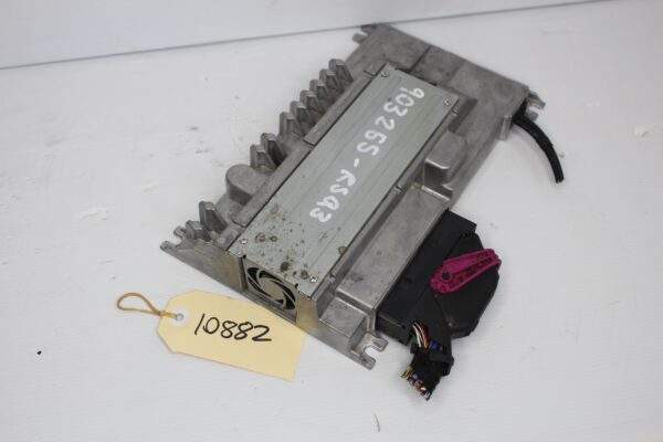 Audi RSQ3 Amplifier For Bose Sound System Speakers 83A 035 465 A