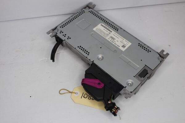 Audi RSQ3 Amplifier For Bose Sound System Speakers 83A 035 465 A