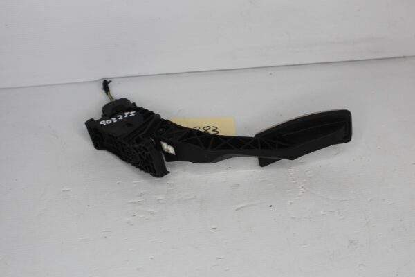 Audi RSQ3 Accelerator Throttle Pedal 5Q2723503D, 5Q2723503F