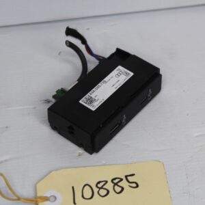 Audi F3 Q3 RSQ3 Dual USB Port Connection 83A 035 736 - Image 2