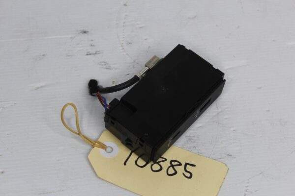 Audi F3 Q3 RSQ3 Dual USB Port Connection 83A 035 736