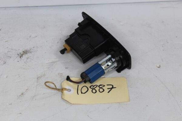 Audi F3 Q3 RSQ3 Rear USB Port Connection Hub Socket 83A 863 324 B