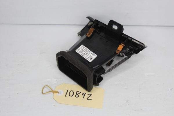 Audi F3 Q3 RSQ3 Right Drivers Dash Air Vent 83C 820 902