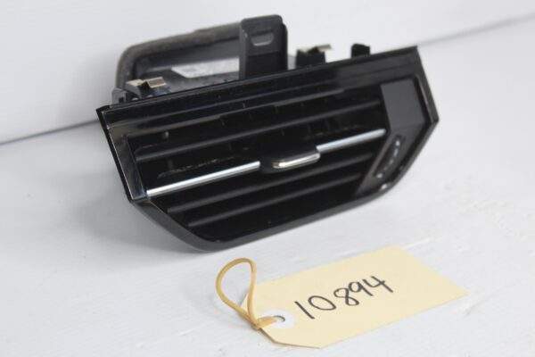 Audi F3 Q3 RSQ3 Left Passenger Dash Air Vent 83C 820 901