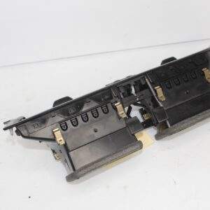 Audi F3 Q3 RSQ3 Centre Dashboard Air Vent 83C 820 903 - Image 10