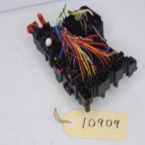 Audi F3 Q3 RSQ3 Interior Fuse Panel 5Q0 937 615 C - Image 3
