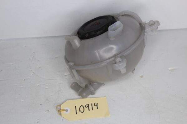 Audi RS3 RSQ3 Coolant Overflow Bottle Reservoir  8V0 121 407 A