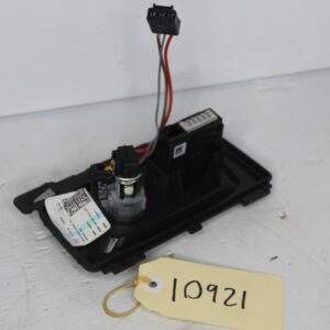 Audi FY Q5 SQ5 Rear USB Port Hub Dash End Trim 80A 863 324 A - Image 6