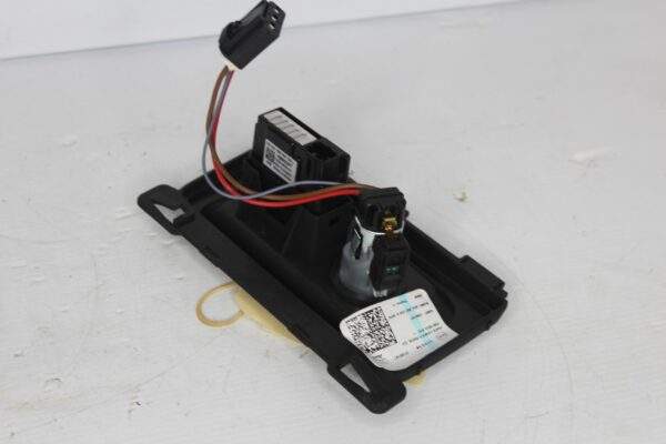 Audi FY Q5 SQ5 Rear USB Port Hub Dash End Trim 80A 863 324 A