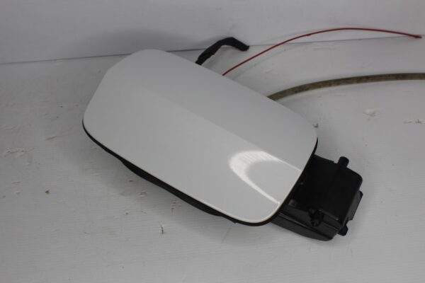Audi 8V A3 S3 RS3 Fuel Filler Cap Assembly - WHITE 8V5809906