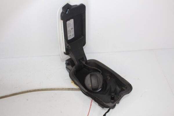 Audi 8V A3 S3 RS3 Fuel Filler Cap Assembly - WHITE 8V5809906