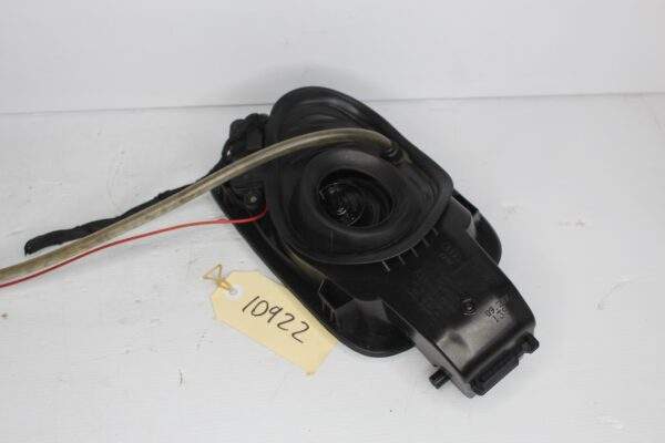 Audi 8V A3 S3 RS3 Fuel Filler Cap Assembly - WHITE 8V5809906