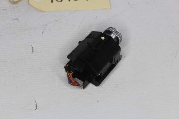 Audi Q3 RSQ3 Volume Control Knob Switch 83A919616A, 83C919600C