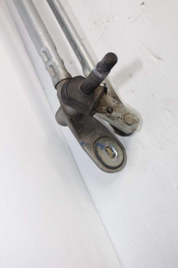 Audi F3 Q3 RSQ3 Windscreen Wiper Motor Linkage Assembly 83C 955 119