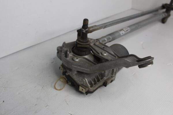 Audi F3 Q3 RSQ3 Windscreen Wiper Motor Linkage Assembly 83C 955 119