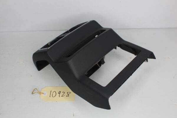 Audi FY Q3 Centre Console Rear Trim with Air Vents 80A 864 376 A