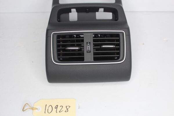 Audi FY Q3 Centre Console Rear Trim with Air Vents 80A 864 376 A