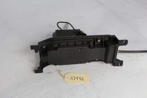 Audi F3 Q3 RSQ3 Gear Selector Lever Assembly 83C 713 023 A