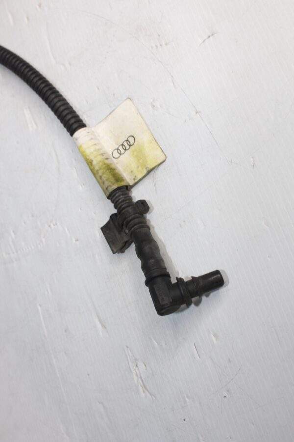 Audi F3 Q3 RSQ3 Windscreen Washer Bottle Assembly 83A955449A, 83A955452A