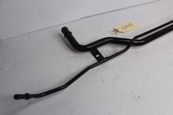 Audi RS3 RSQ3 Centre Coolant Hose Pipe 8V0 121 070 D