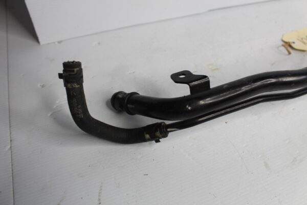 Audi RS3 RSQ3 Centre Coolant Hose Pipe 8V0 121 070 D