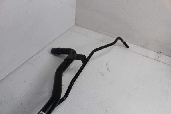 Audi RS3 RSQ3 Centre Coolant Hose Pipe 8V0 121 070 D