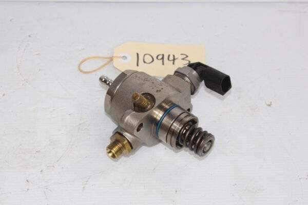 Audi 8V S3 / Volkswagen Golf Mk7 R High Pressure Fuel Pump 06L 127 025 N