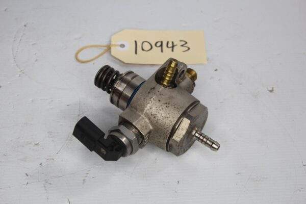 Audi 8V S3 / Volkswagen Golf Mk7 R High Pressure Fuel Pump 06L 127 025 N