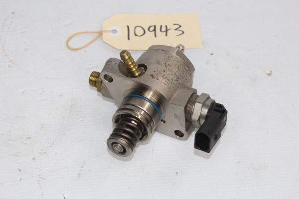 Audi 8V S3 / Volkswagen Golf Mk7 R High Pressure Fuel Pump 06L 127 025 N