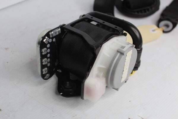 Audi 8V A3 S3 RS3 Front Right Drivers Seat Belt Pre-Tensioner 8V5 857 706 E