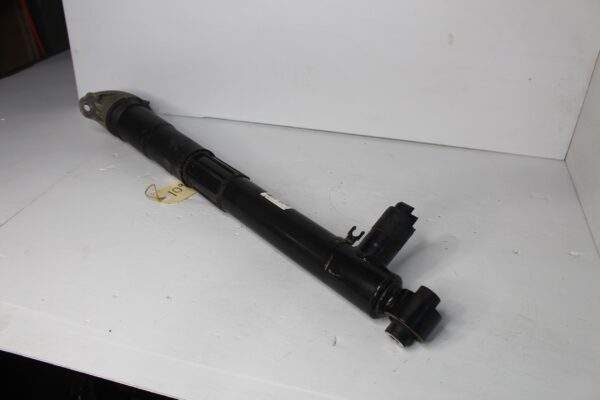 Audi F3 Q3 RSQ3 Electric Rear Shock Absorber Strut 83A513045, 83A512009