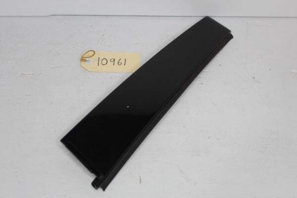 Audi 8V A3 S3 RS3 Sedan Rear Right Door B Pillar Trim Mould 8V5 839 902