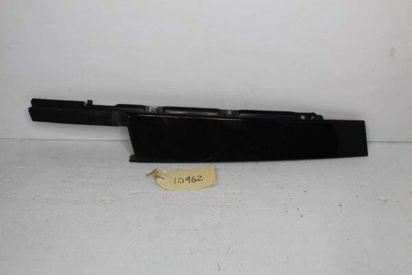 Audi F3 Q3 RSQ3 Front Left Door B Pillar Trim Plastic Mould 83A 837 901