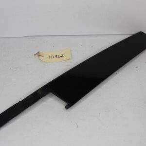 Audi F3 Q3 RSQ3 Front Left Door B Pillar Trim Plastic Mould 83A 837 901 - Image 2