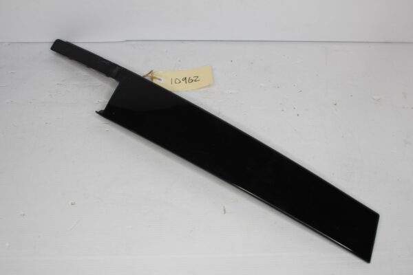 Audi F3 Q3 RSQ3 Front Left Door B Pillar Trim Plastic Mould 83A 837 901