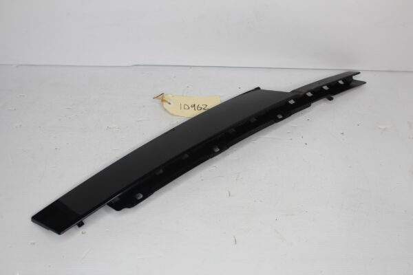Audi F3 Q3 RSQ3 Front Left Door B Pillar Trim Plastic Mould 83A 837 901