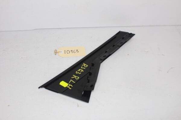 Audi F3 Q3 RSQ3 Rear Left Door C Pillar Trim Mould Plastic 83A 839 903 A