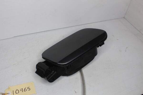 Audi F3 Q3 RSQ3 Sportback Fuel Filler Cap Assembly 83F 809 906