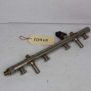 Audi 8V S3 / Volkswagen Golf Mk7 R Fuel Rail 06K 133 317 AB - Image 2