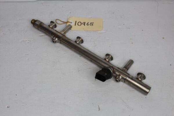 Audi 8V S3 / Volkswagen Golf Mk7 R Fuel Rail 06K 133 317 AB