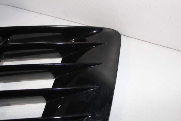 Volkswagen Golf Mk6 R Front Left Lower Bumper Grille 5K0 853 665 E