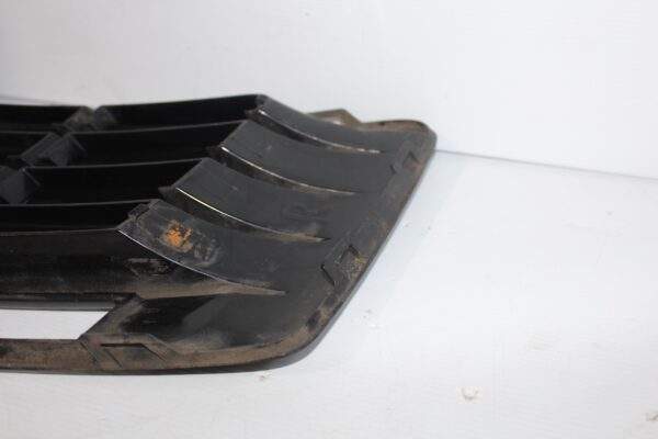 Volkswagen Golf Mk6 R Front Right Lower Bumper Grille 5K0 853 666 E