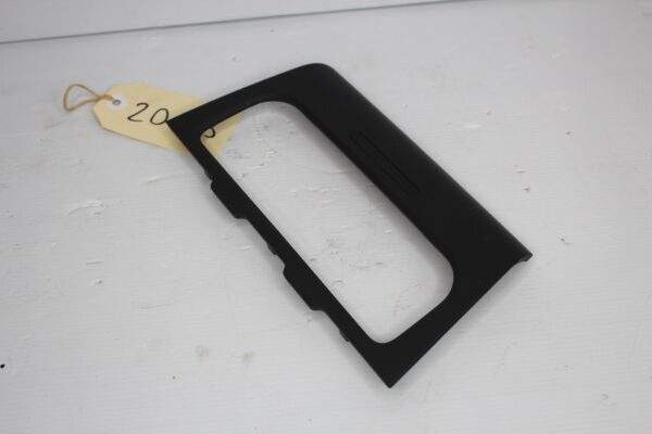 Volkswagen Mk6 Golf GTI R AC Heater Control Panel Trim Surround 5K0 858 069 P