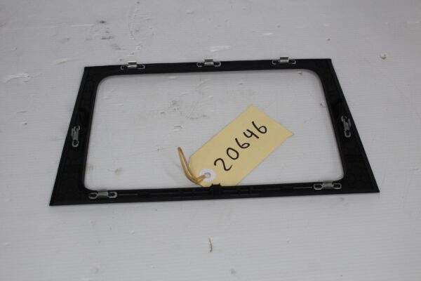 Volkswagen Mk6 Golf GTI R Headunit Radio Surround Bezel Trim 5K0 858 061