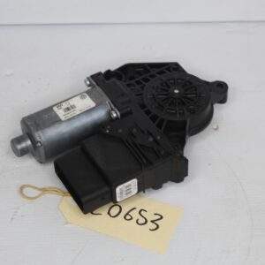 Volkswagen Mk6 Golf R Rear Window Regulator Motor 5K0 959 704 D - Image 4