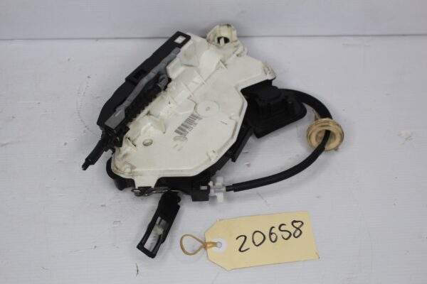 Volkswagen Mk6 Golf TSi GTi R Front Right Door Lock Actuator 5K2 837 016 B