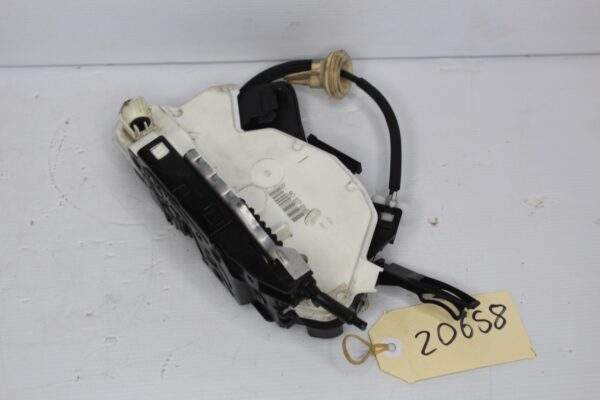 Volkswagen Mk6 Golf TSi GTi R Front Right Door Lock Actuator 5K2 837 016 B