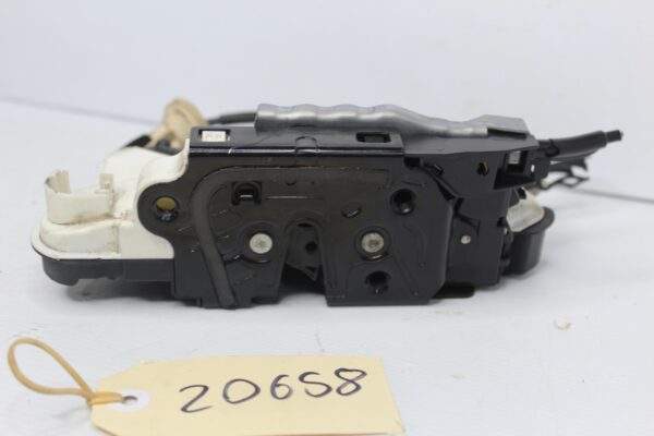 Volkswagen Mk6 Golf TSi GTi R Front Right Door Lock Actuator 5K2 837 016 B