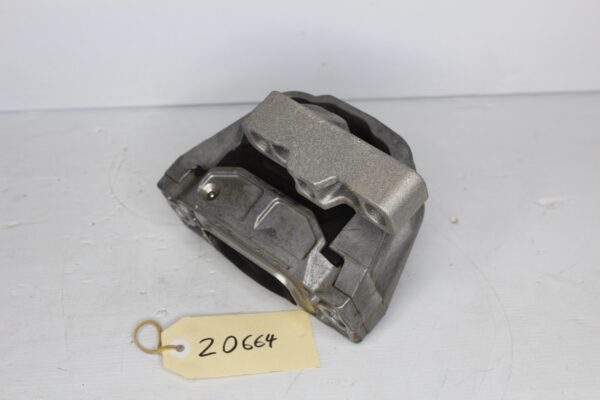 Volkswagen Mk6 Golf R Upper Engine Mount 8J0 199 262