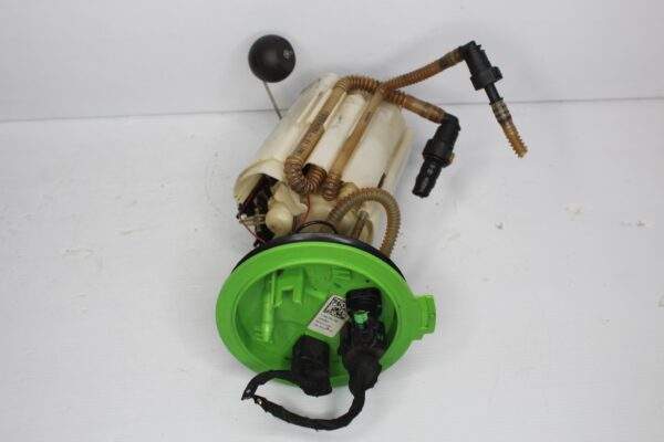 Audi 8V S3 / Volkswagen Golf Mk7 R Intank Fuel Pump Assembly 5Q0 919 087 AQ